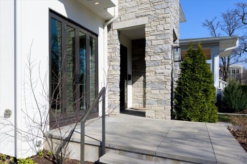 Tiny photo for 176 S Arlington Avenue, Elmhurst, IL 60126 (MLS # 12614465)