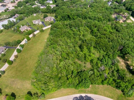 7388 ENGLISH OAK LN, SPRING GROVE, IL 60081 - Image eede18a8b22317fa5e2ddea5b6e5b3e0/3346970538