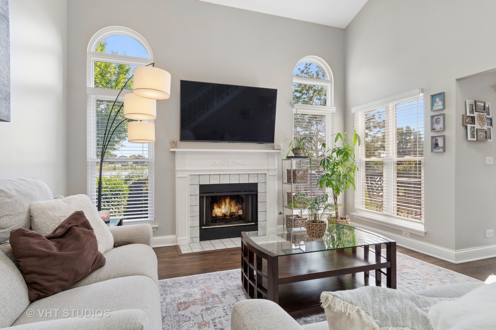 1062 RIDGEFIELD Circle