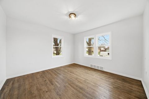 Tiny photo for 17909 Rose Street, Lansing, IL 60438 (MLS # 12602020)