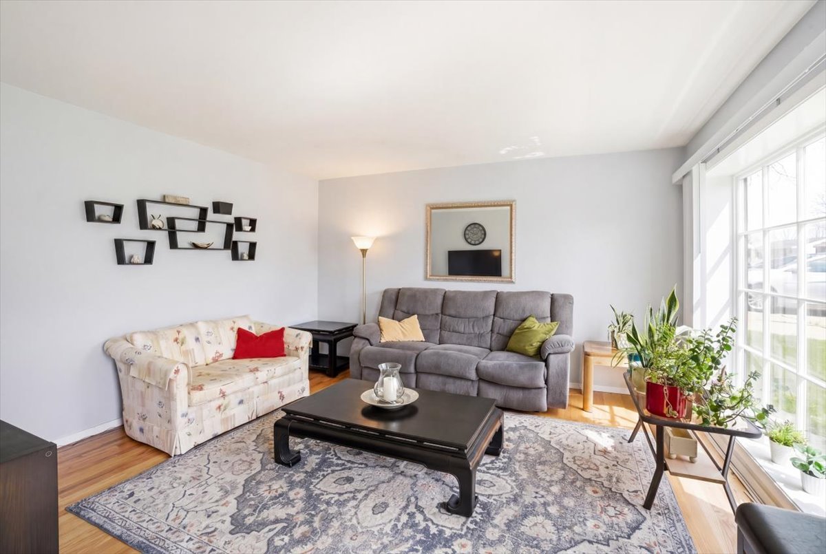 Properties 4 612 Jordan Avenue
