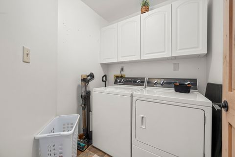 Tiny photo for 932 Foxpointe Drive, Sycamore, IL 60178 (MLS # 12518342)