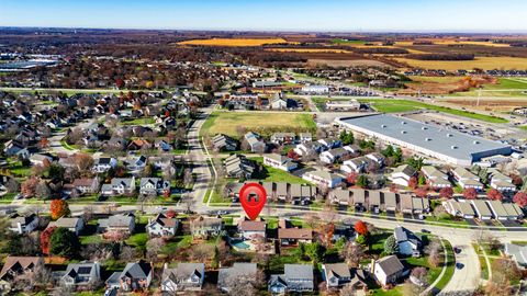 Tiny photo for 932 Foxpointe Drive, Sycamore, IL 60178 (MLS # 12518342)