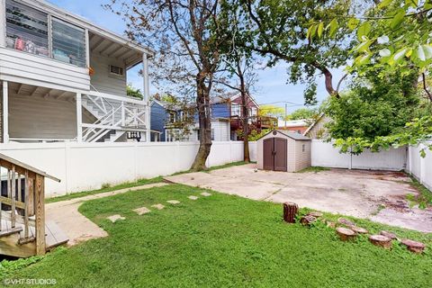 Tiny photo for 1739 Dodge Avenue, Evanston, IL 60201 (MLS # 12440972)