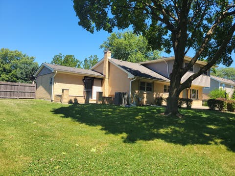 Tiny photo for 425 S Arlington Heights Road, Elk Grove Village, IL 60007 (MLS # 12717937)