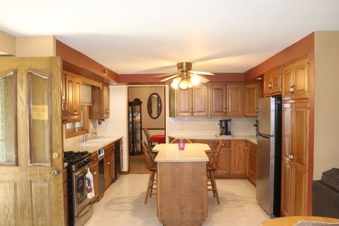 Tiny photo for 425 S Arlington Heights Road, Elk Grove Village, IL 60007 (MLS # 12717937)