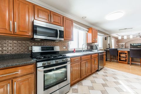 Tiny photo for 1691 Berkshire Street, Glendale Heights, IL 60139 (MLS # 12532144)