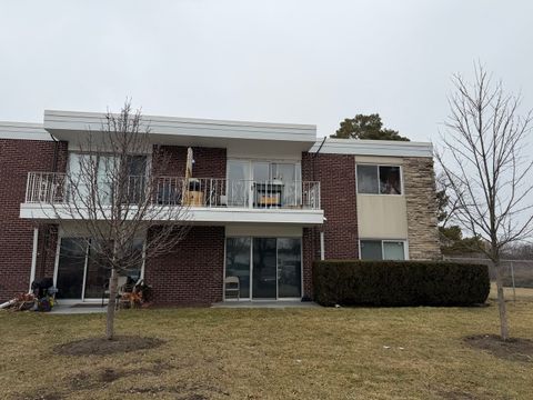 Photo of 100 Deborah Lane #A19, Wheeling, IL 60090 (MLS # 12590506)