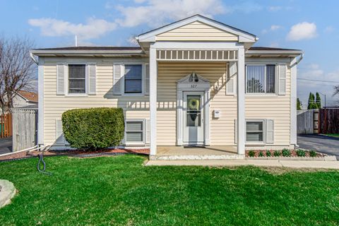 Photo of 327 Emery Avenue, Romeoville, IL 60446 (MLS # 12581188)