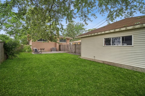 Tiny photo for 1159 S Mitchell Avenue, Arlington Heights, IL 60005 (MLS # 12648745)