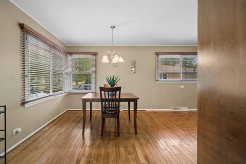 Tiny photo for 1159 S Mitchell Avenue, Arlington Heights, IL 60005 (MLS # 12648745)