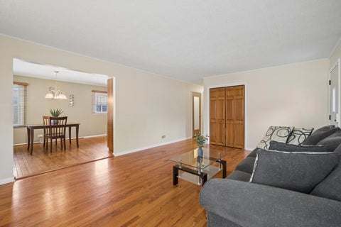 Tiny photo for 1159 S Mitchell Avenue, Arlington Heights, IL 60005 (MLS # 12648745)
