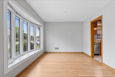 Tiny photo for 7357 N Crawford Avenue, Lincolnwood, IL 60712 (MLS # 12678571)