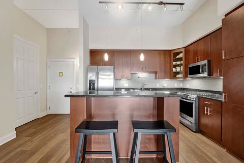 Tiny photo for 799 Graceland Avenue #504A, Des Plaines, IL 60016 (MLS # 12480127)