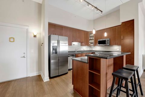 Tiny photo for 799 Graceland Avenue #504A, Des Plaines, IL 60016 (MLS # 12480127)