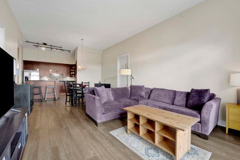 Tiny photo for 799 Graceland Avenue #504A, Des Plaines, IL 60016 (MLS # 12480127)