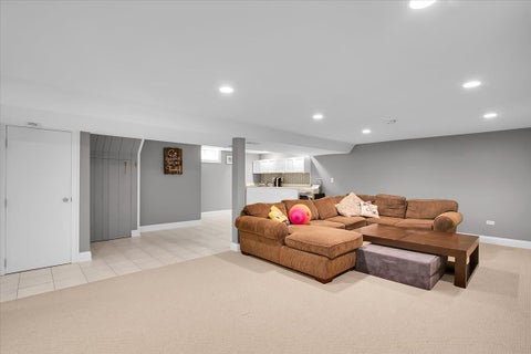 Tiny photo for 1402 S Robert Drive, Mount Prospect, IL 60056 (MLS # 12716584)