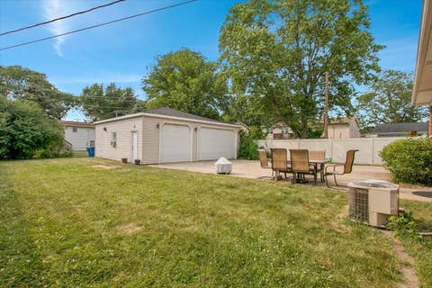 Tiny photo for 1402 S Robert Drive, Mount Prospect, IL 60056 (MLS # 12716584)