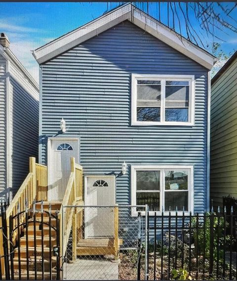 2731 S Whipple Street Chicago IL 60623