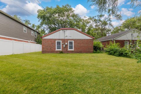 Tiny photo for 14802 Oak Street, Dolton, IL 60419 (MLS # 12727569)