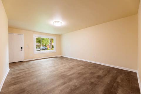 Tiny photo for 14802 Oak Street, Dolton, IL 60419 (MLS # 12727569)