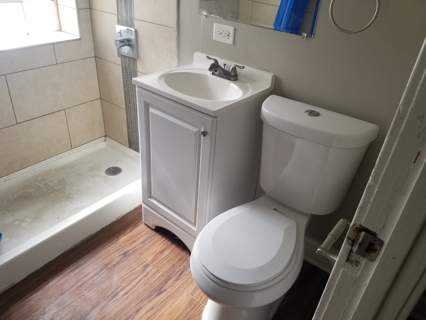 2412 N Lockwood Avenue