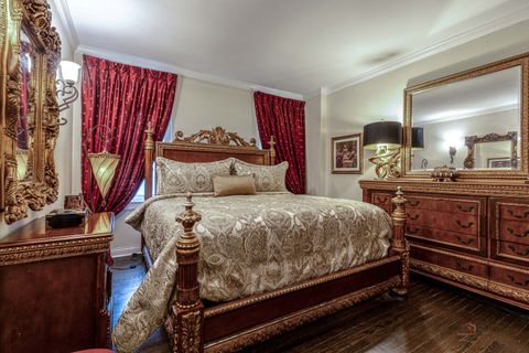 Tiny photo for 6334 N Sheridan Road #3E, Chicago, IL 60660 (MLS # 12654166)