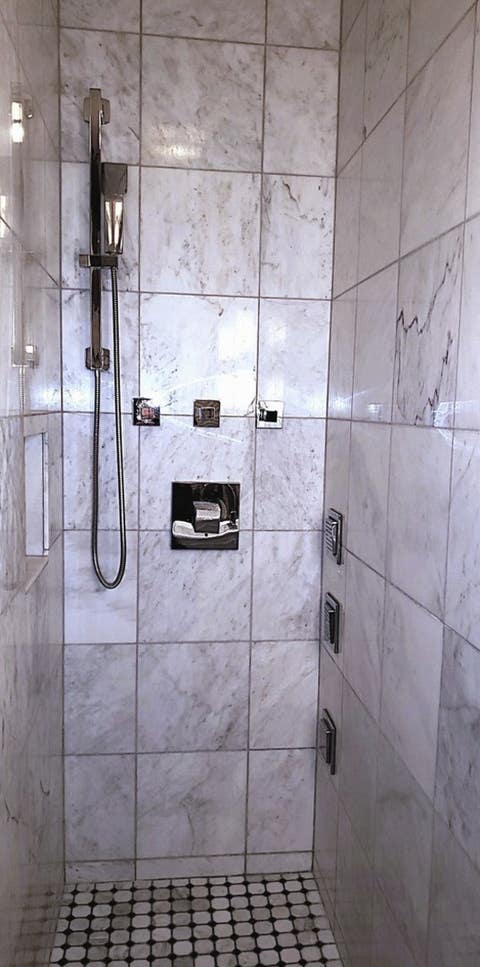 Tiny photo for 6334 N Sheridan Road #3E, Chicago, IL 60660 (MLS # 12654166)