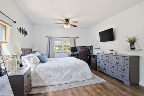 Tiny photo for 1820 Parklane Avenue, McHenry, IL 60050 (MLS # 12624596)