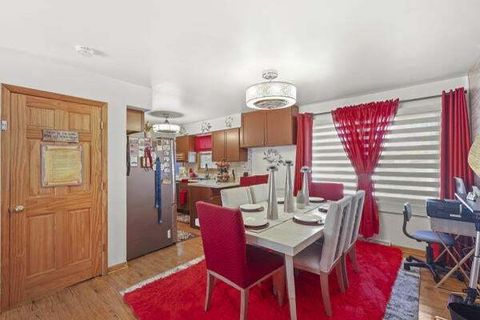 Tiny photo for 2150 W 95th Avenue, Crown Point, IN 46307 (MLS # 12584950)