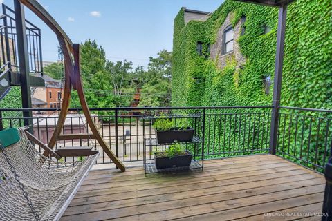 Tiny photo for 4711 N Malden Street #2S, Chicago, IL 60640 (MLS # 12664307)