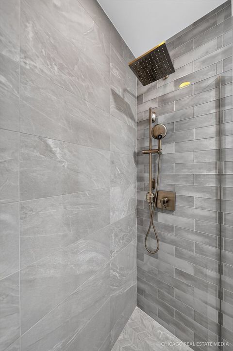 Tiny photo for 4711 N Malden Street #2S, Chicago, IL 60640 (MLS # 12664307)