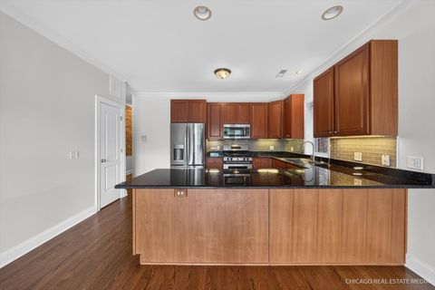 Tiny photo for 4711 N Malden Street #2S, Chicago, IL 60640 (MLS # 12664307)