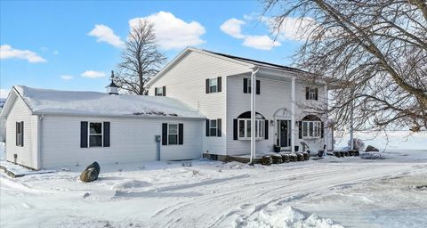 Photo of 1189 County Road 200 E Road, Seymour, IL 61875 (MLS # 12601825)