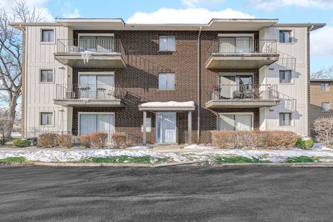 Tiny photo for 6335 175th Street #2S, Tinley Park, IL 60477 (MLS # 12589785)