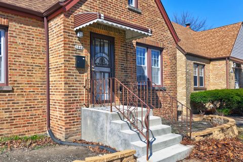 Tiny photo for Elmwood Park, IL 60707 (MLS # 12625498)