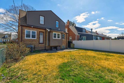 Tiny photo for Elmwood Park, IL 60707 (MLS # 12625498)