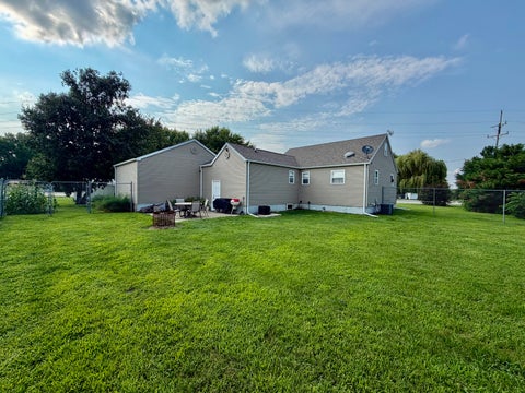 Tiny photo for 25103 Prophet Road, Rock Falls, IL 61071 (MLS # 12725089)