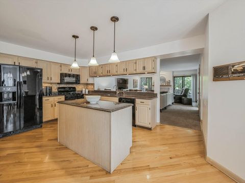 Tiny photo for 116 Cayuga Court, Bloomingdale, IL 60108 (MLS # 12713242)