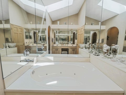 Tiny photo for 116 Cayuga Court, Bloomingdale, IL 60108 (MLS # 12713242)