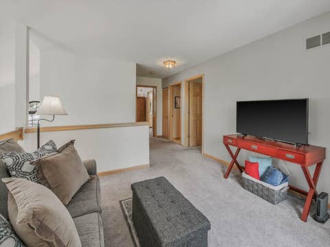 Tiny photo for 116 Cayuga Court, Bloomingdale, IL 60108 (MLS # 12713242)