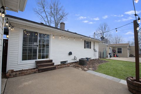 Tiny photo for 617 Orchard Street, Dixon, IL 61021 (MLS # 12574863)