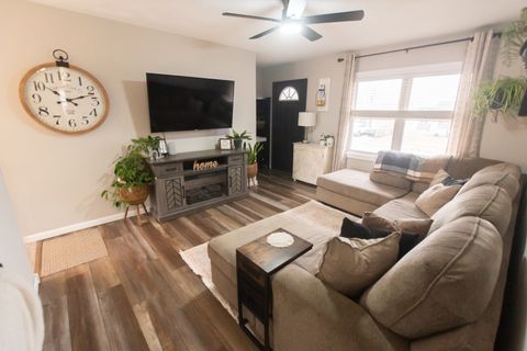 Tiny photo for 617 Orchard Street, Dixon, IL 61021 (MLS # 12574863)