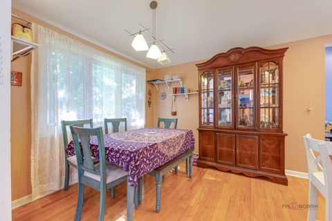 Tiny photo for 20831 N Maple Court, Deerfield, IL 60015 (MLS # 12472907)