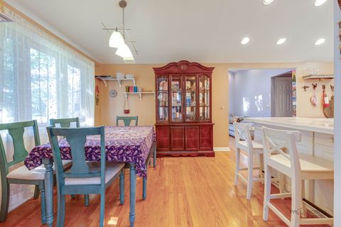 Tiny photo for 20831 N Maple Court, Deerfield, IL 60015 (MLS # 12472907)