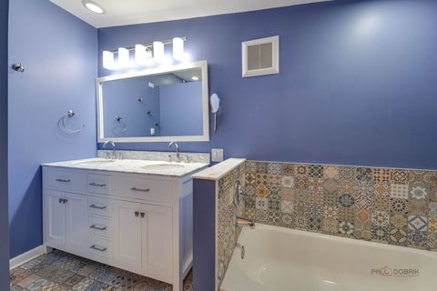 Tiny photo for 20831 N Maple Court, Deerfield, IL 60015 (MLS # 12472907)