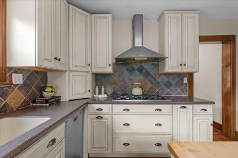 Tiny photo for 1115 W State Street, Geneva, IL 60134 (MLS # 12734728)