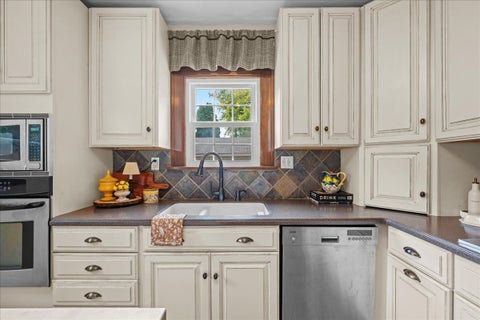 Tiny photo for 1115 W State Street, Geneva, IL 60134 (MLS # 12734728)
