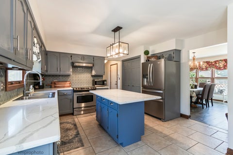 Tiny photo for 3780 Anjou Lane, Hoffman Estates, IL 60192 (MLS # 12637655)