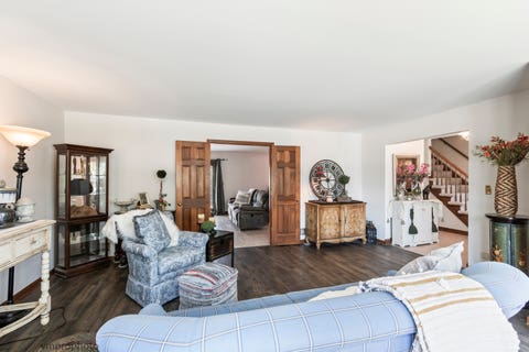 Tiny photo for 3780 Anjou Lane, Hoffman Estates, IL 60192 (MLS # 12637655)